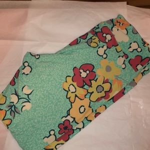 Lularoe Hidden Mickey floral leggings